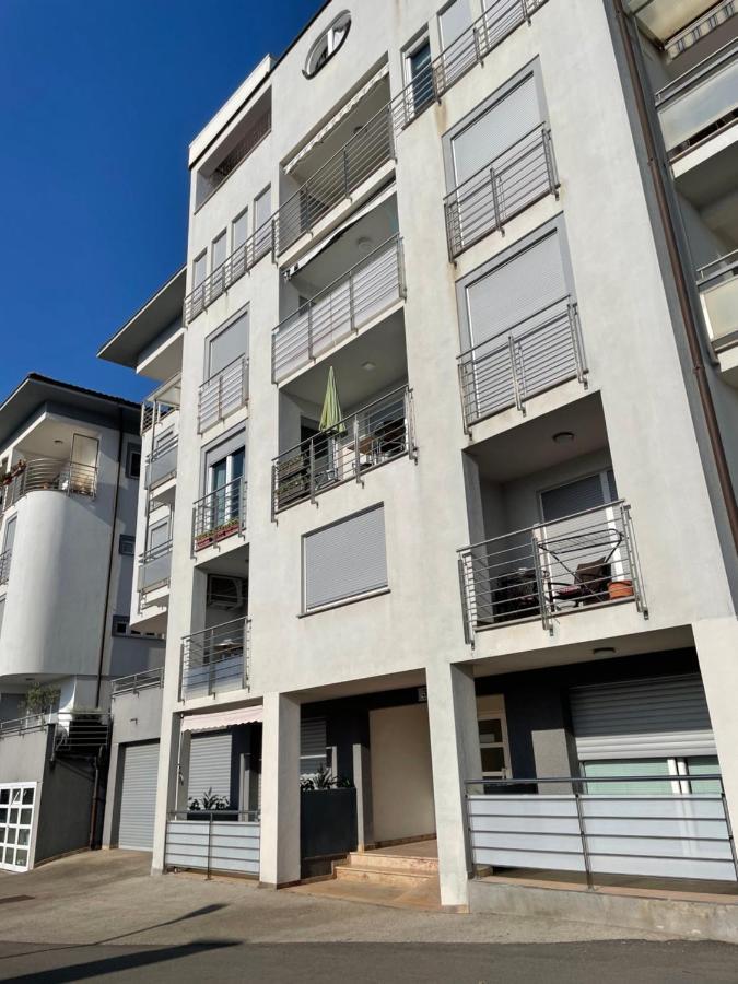 Old Lady Opatija Apartment Exterior photo