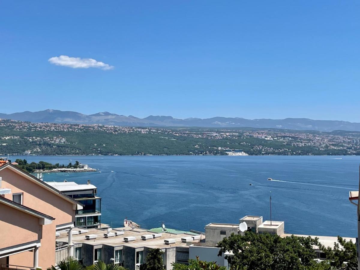 Old Lady Opatija Apartment Exterior photo